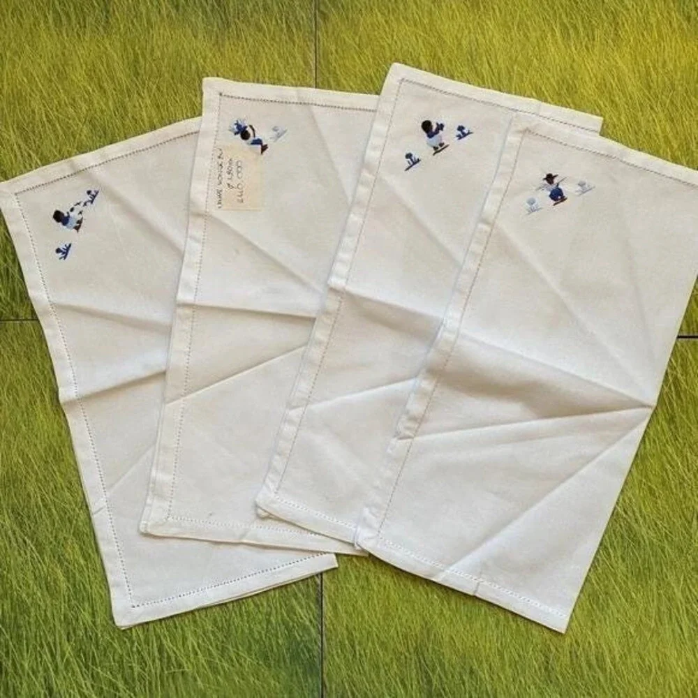 Vintage Hand-Embroidered Linen‎ Napkins – Whimsical Folk Art Figures – Set of 4